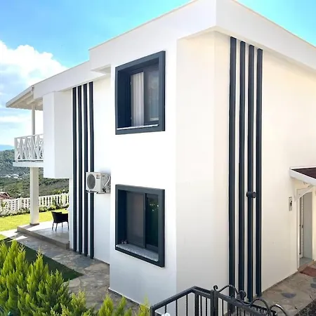Villa Oguz *